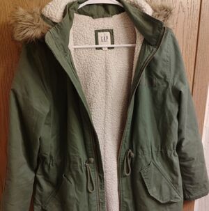 GAP Women's Green Parka Jacket with Faux Fur Hood